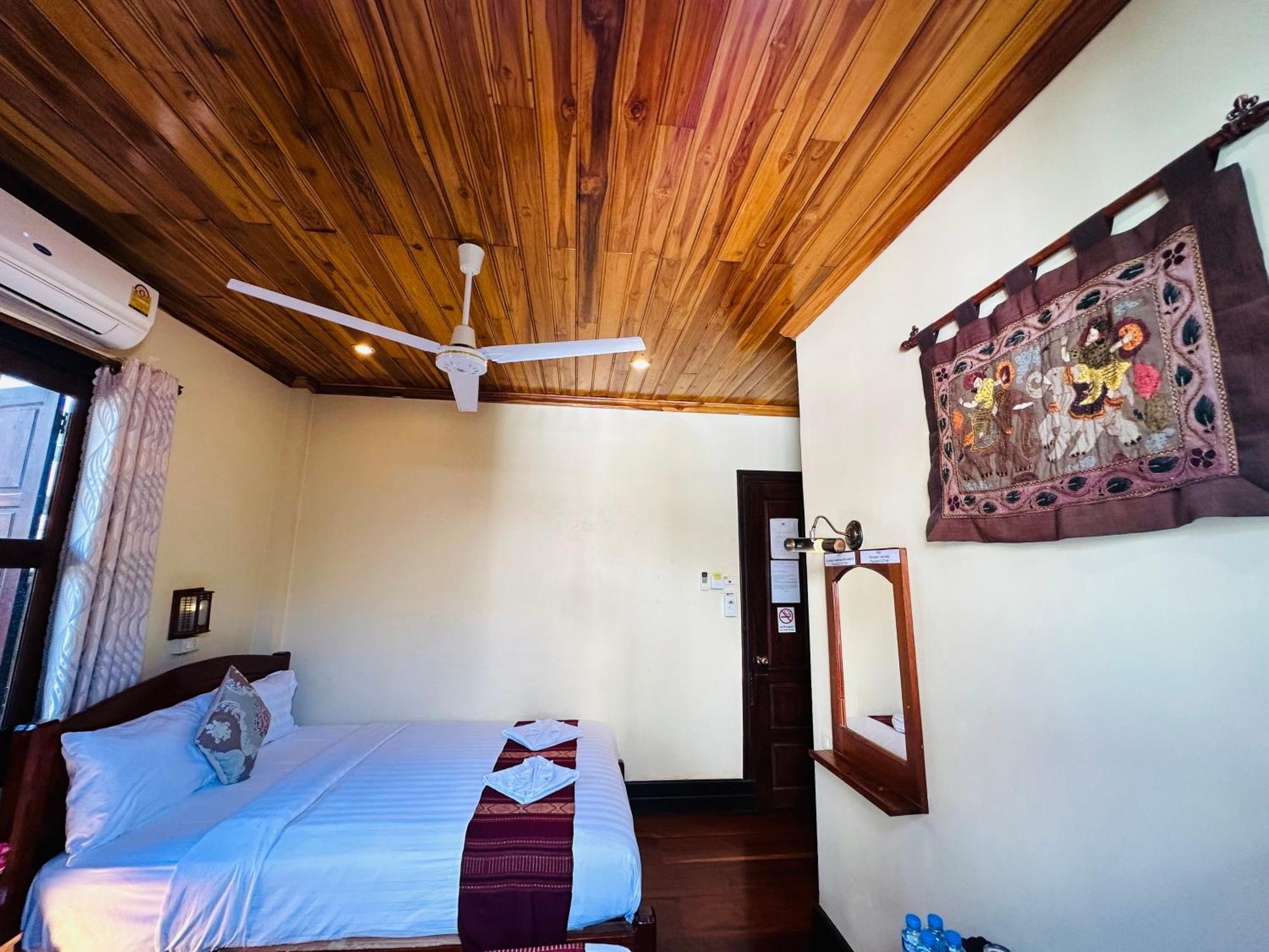 לואנג פרבאנג Anisa Mekong Riverside Villa מראה חיצוני תמונה