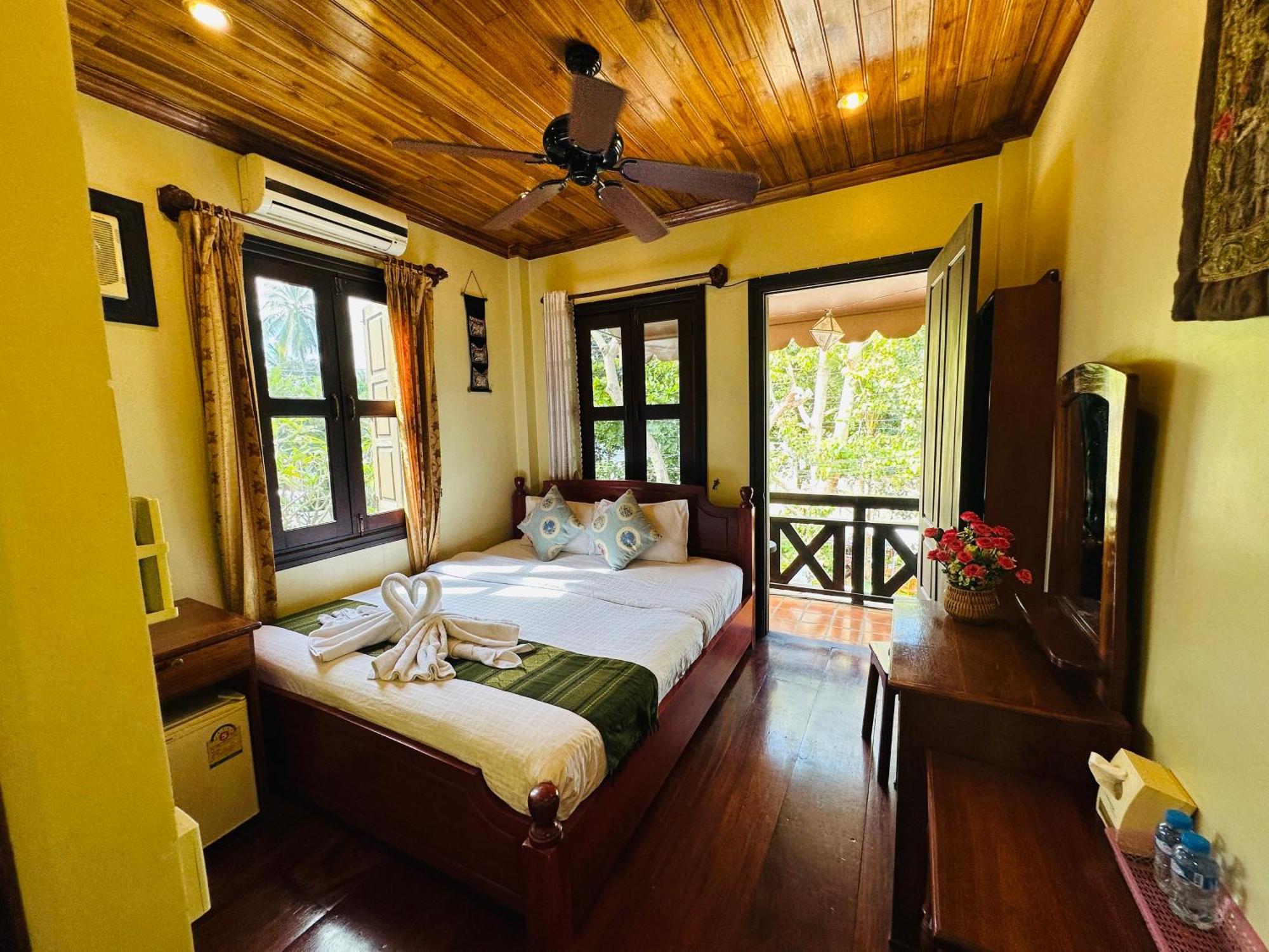 לואנג פרבאנג Anisa Mekong Riverside Villa מראה חיצוני תמונה