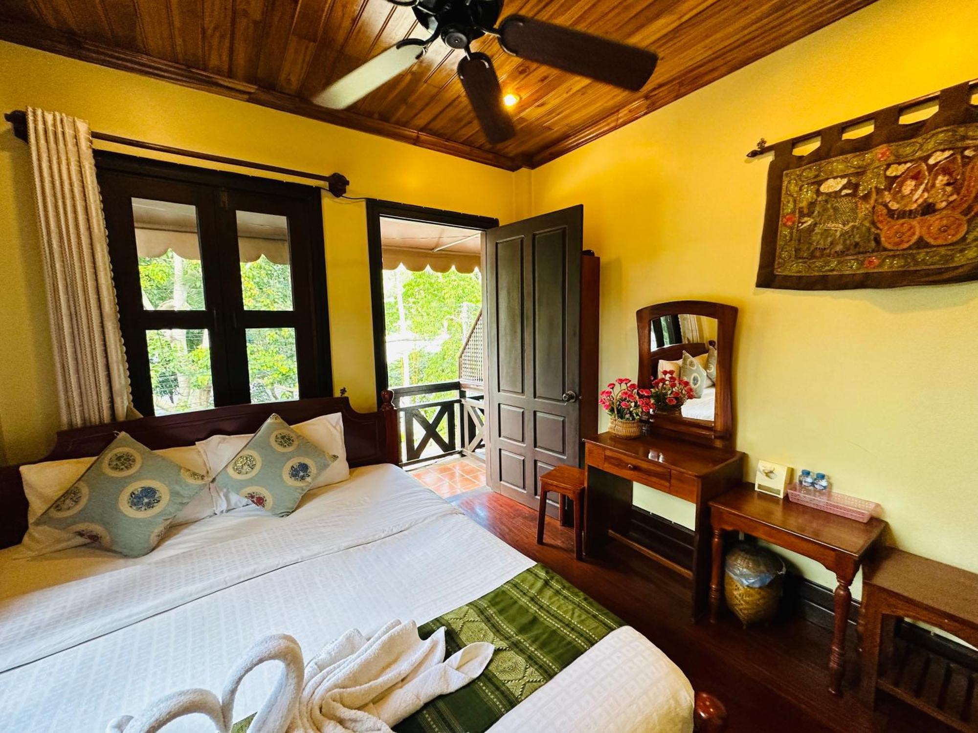 לואנג פרבאנג Anisa Mekong Riverside Villa מראה חיצוני תמונה