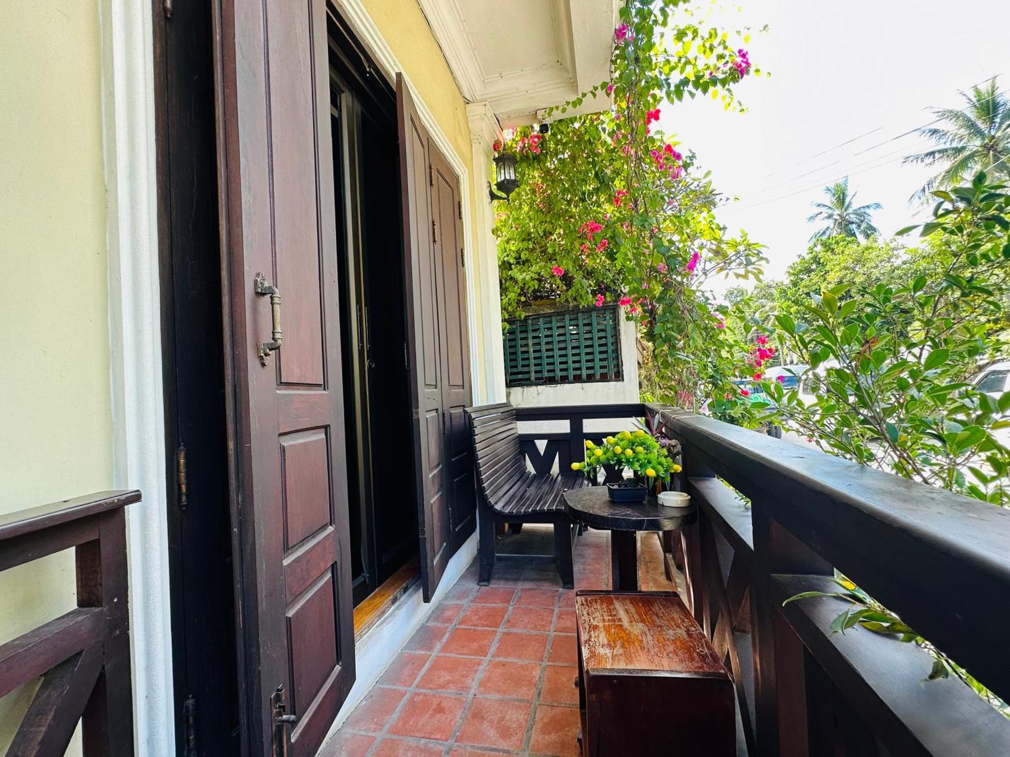 לואנג פרבאנג Anisa Mekong Riverside Villa מראה חיצוני תמונה