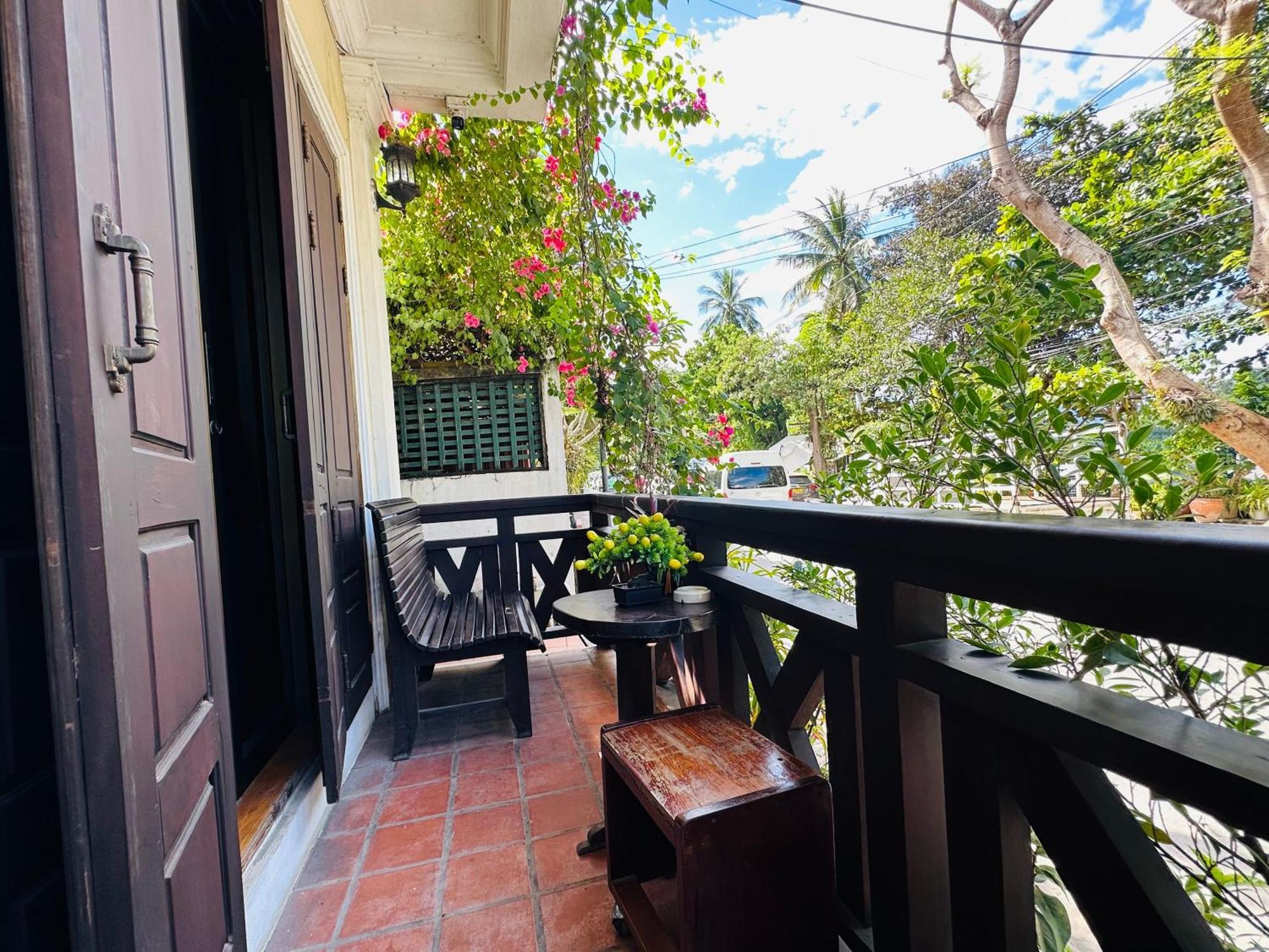 לואנג פרבאנג Anisa Mekong Riverside Villa מראה חיצוני תמונה