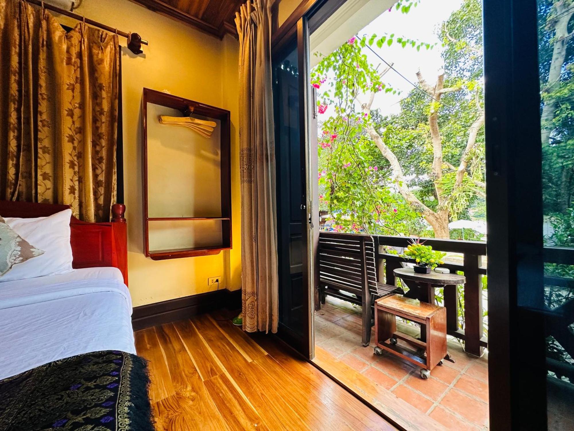 לואנג פרבאנג Anisa Mekong Riverside Villa מראה חיצוני תמונה