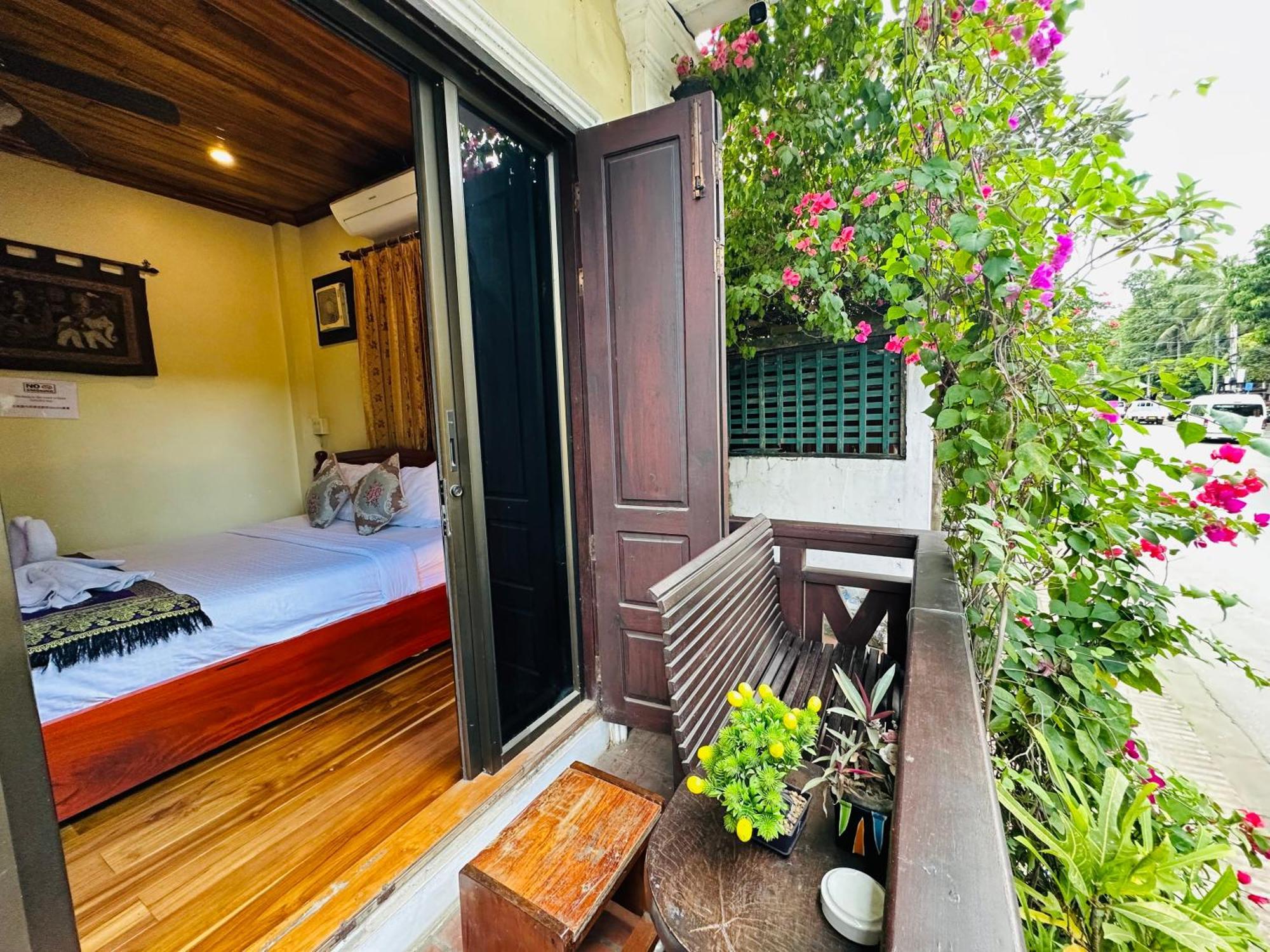 לואנג פרבאנג Anisa Mekong Riverside Villa מראה חיצוני תמונה