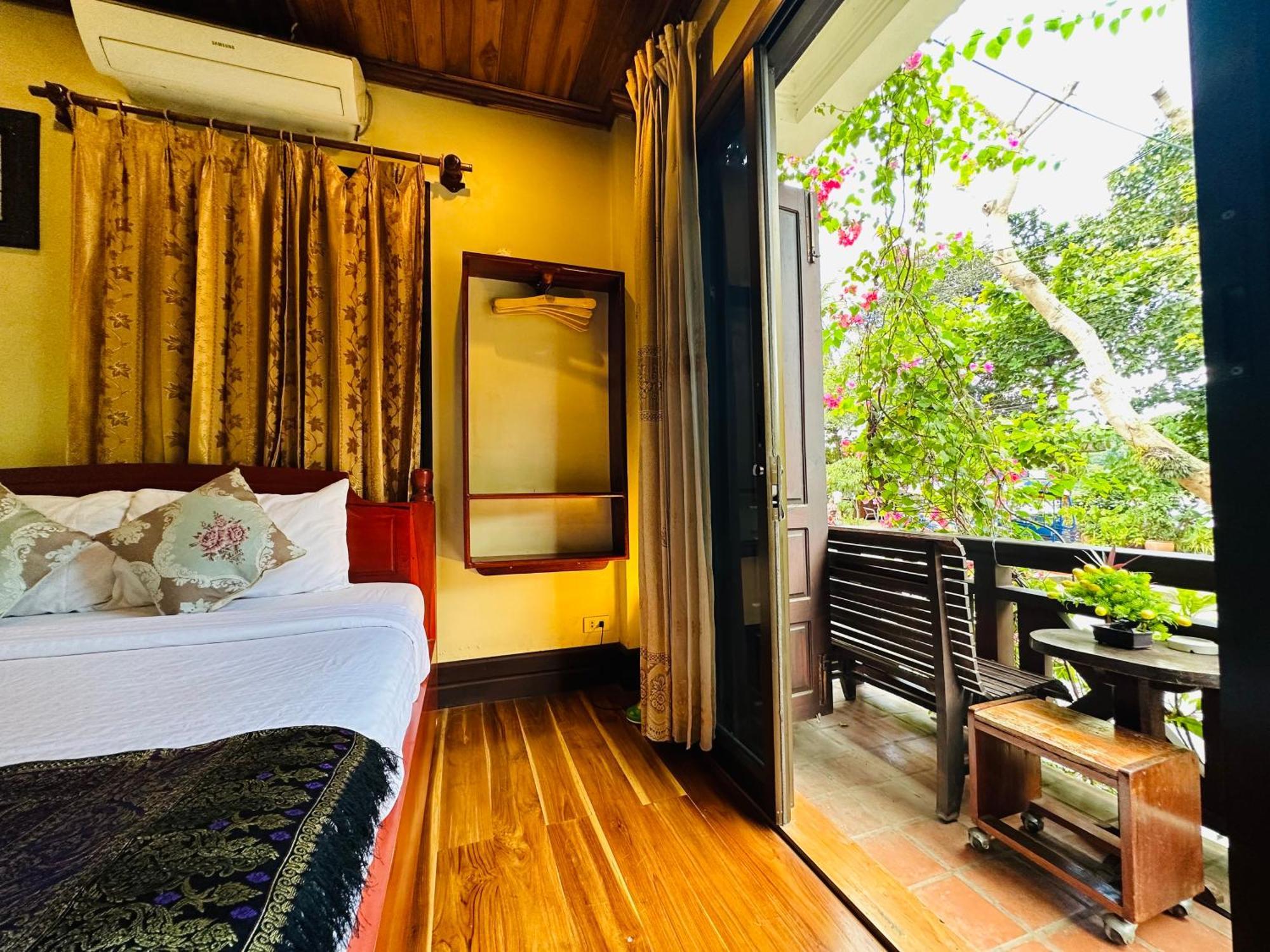 לואנג פרבאנג Anisa Mekong Riverside Villa מראה חיצוני תמונה